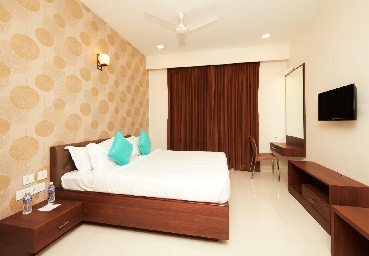 Hotel Kamar Residences And Banquets Chennai Exterior photo